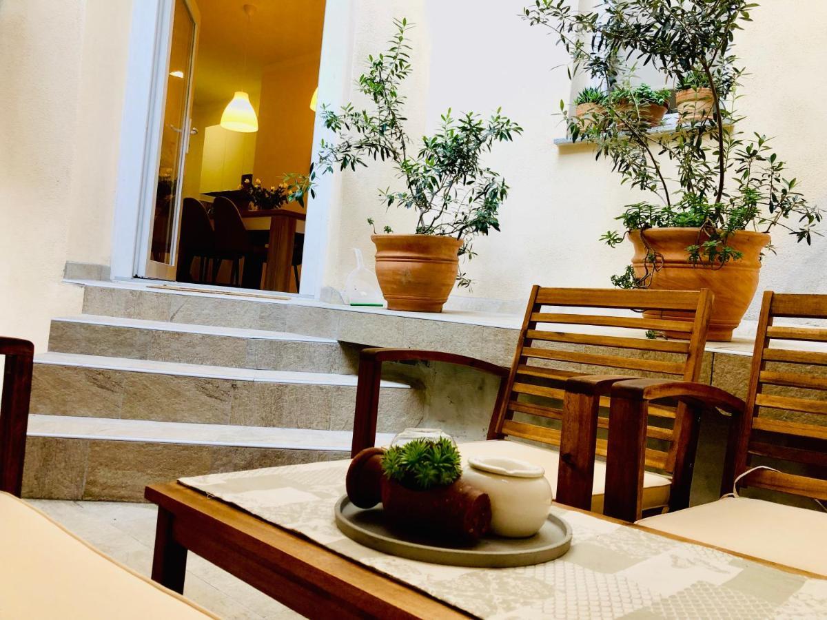 Apartment Karin غييكا المظهر الخارجي الصورة