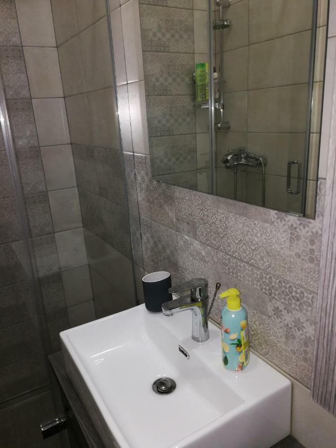 Apartment Karin غييكا المظهر الخارجي الصورة